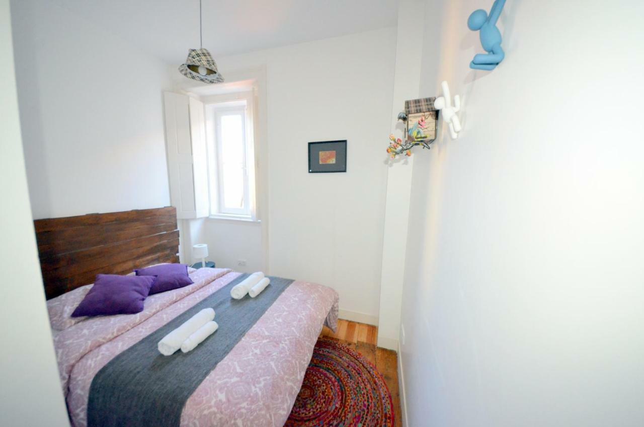 The Color Hostel Lisboa Habitación foto